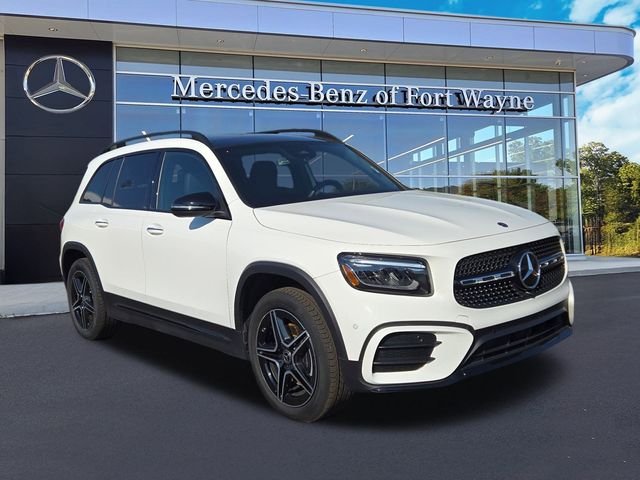 2024 Mercedes-Benz GLB GLB 250 4MATIC's photo