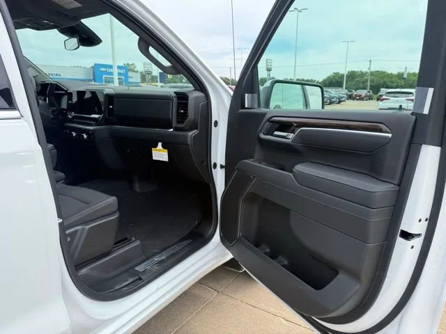 2026 GMC Sierra 1500 SLE - Photo 23