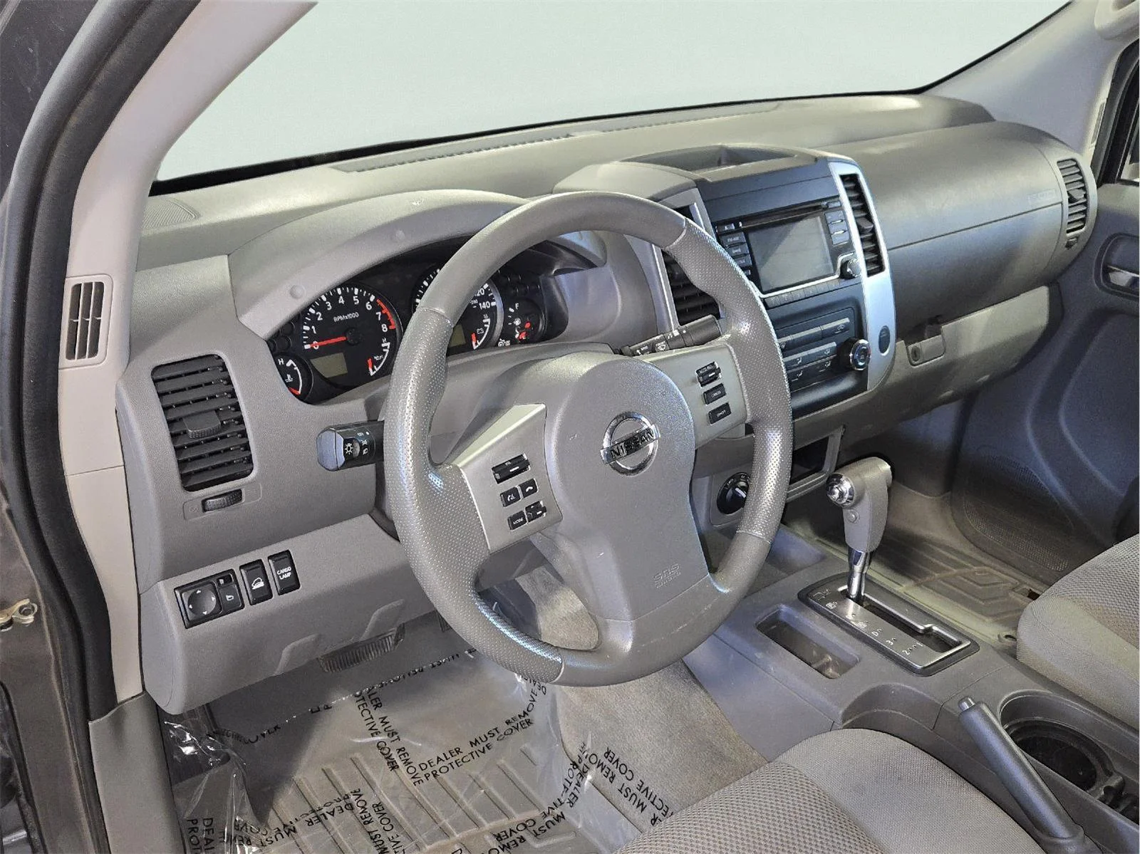 Used 2018 Gun Metallic Nissan SV V6 image 9
