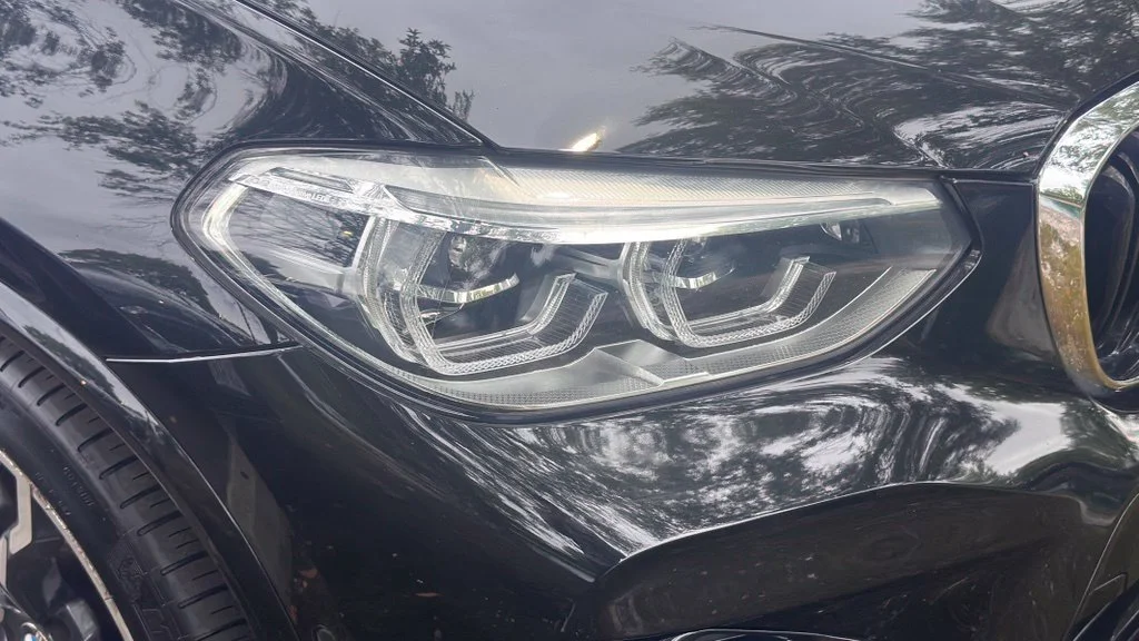 Used 2020 Black Sapphire Metallic BMW M image 2
