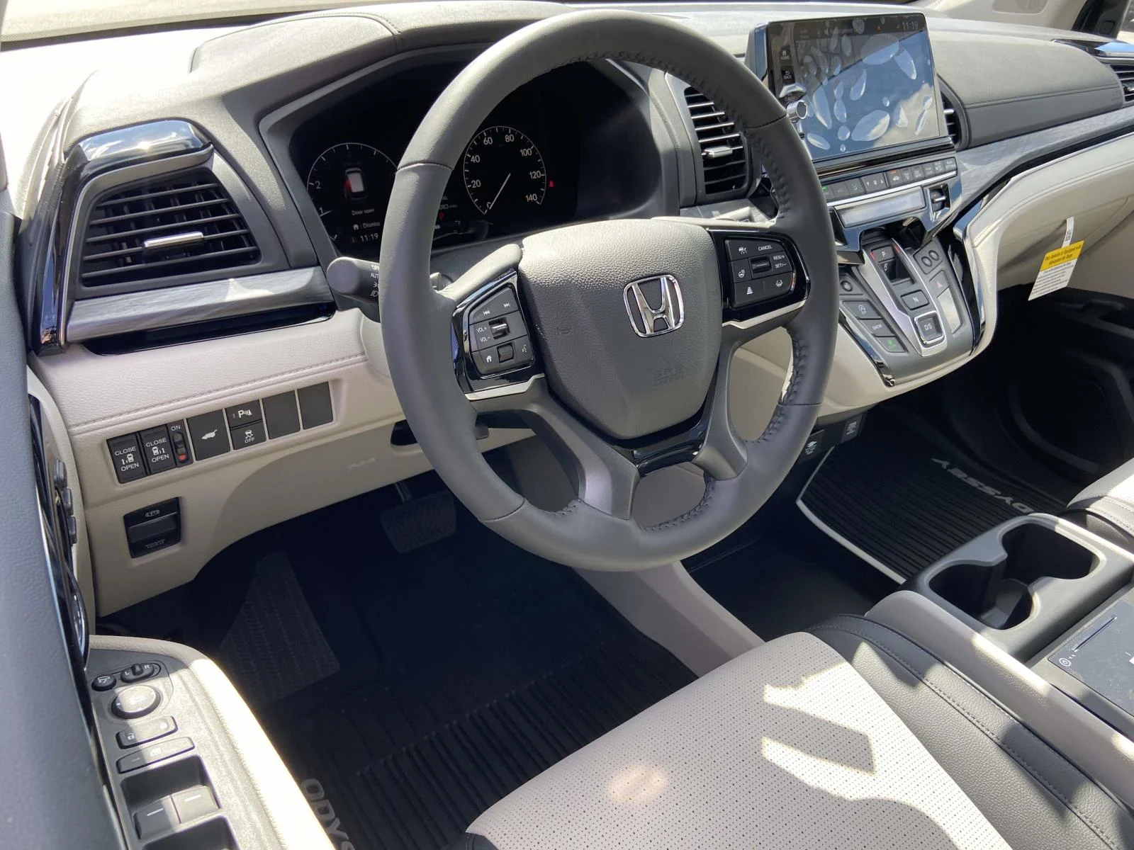 New 2026 SOLAR SILVER METALLIC Honda ELITE AUTO image 4