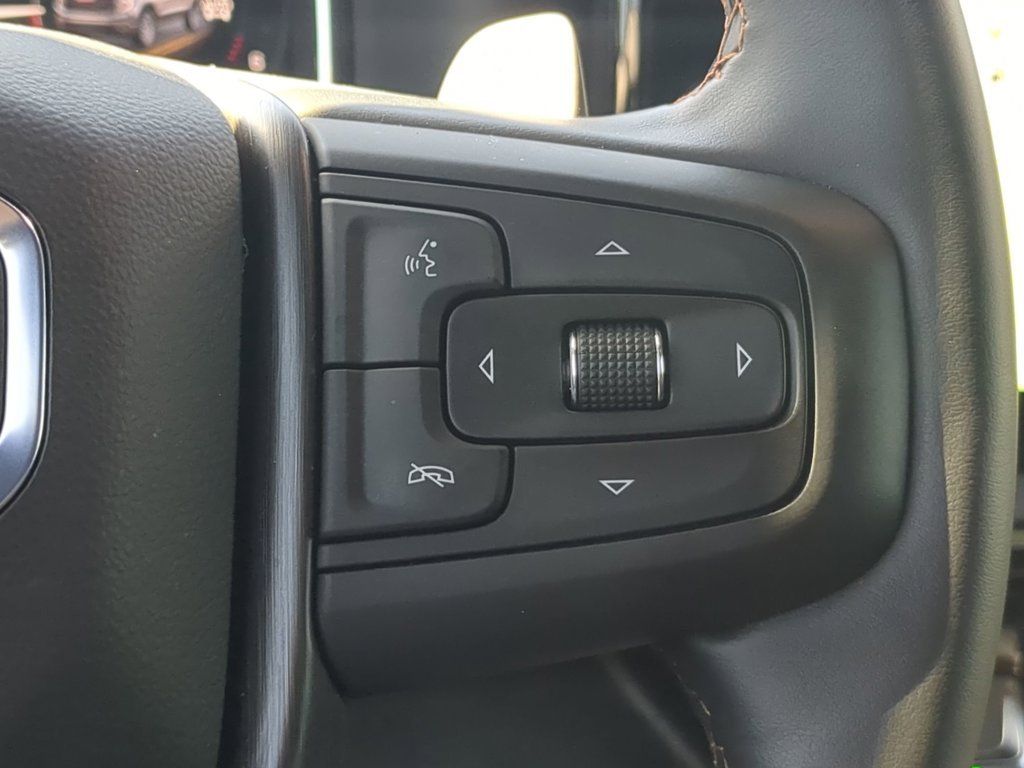 Used 2025 Sterling Metallic GMC AT4 image 24
