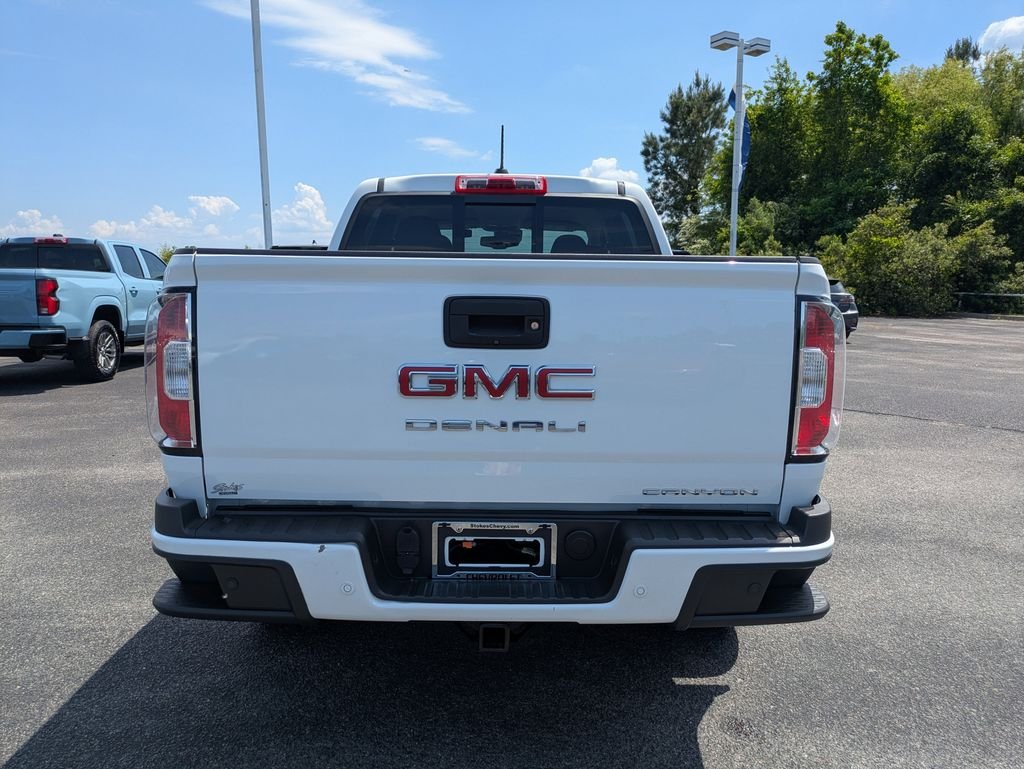 Used 2022 White GMC Denali image 6