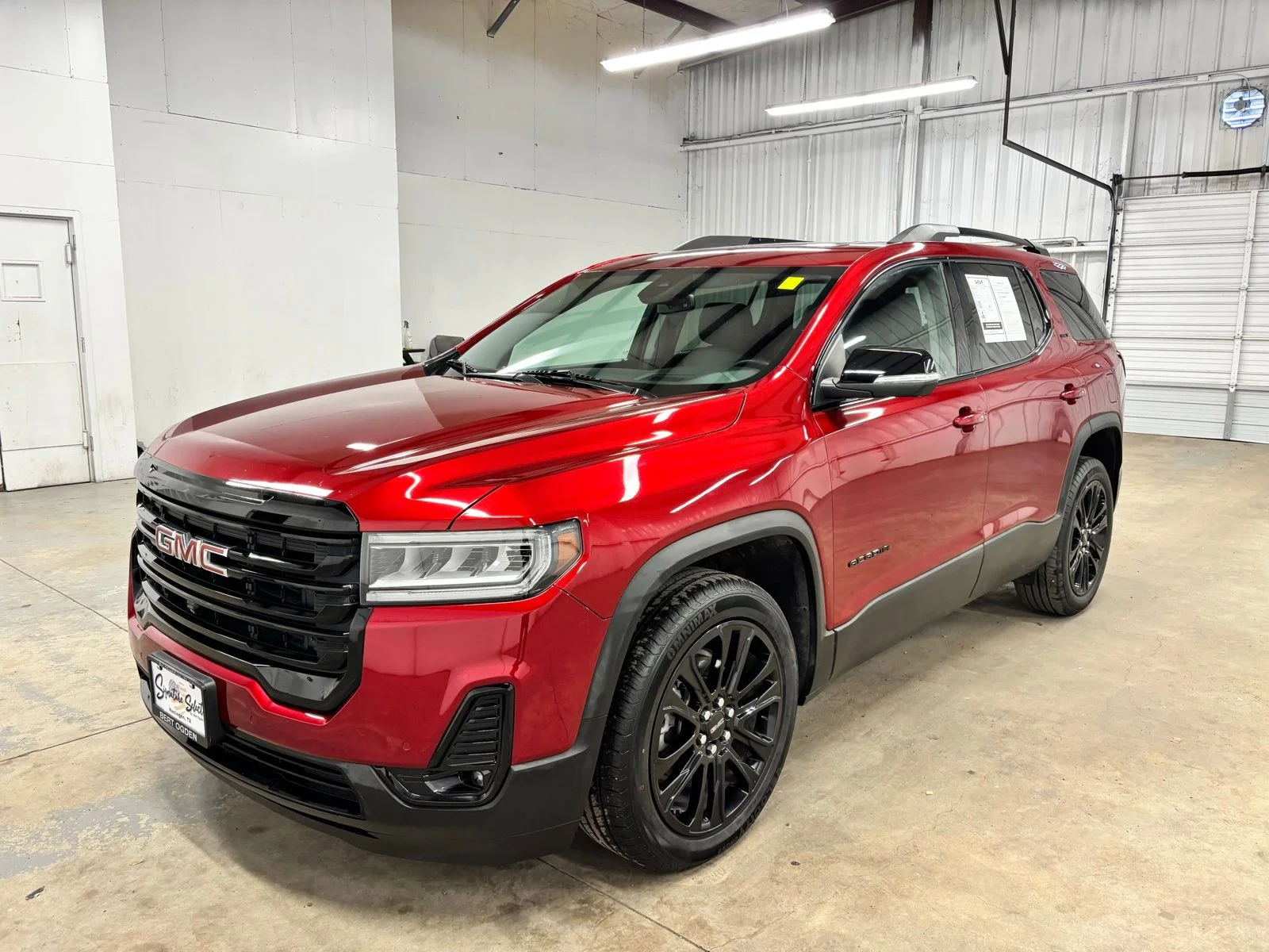 Used 2023 Red GMC SLT image 3