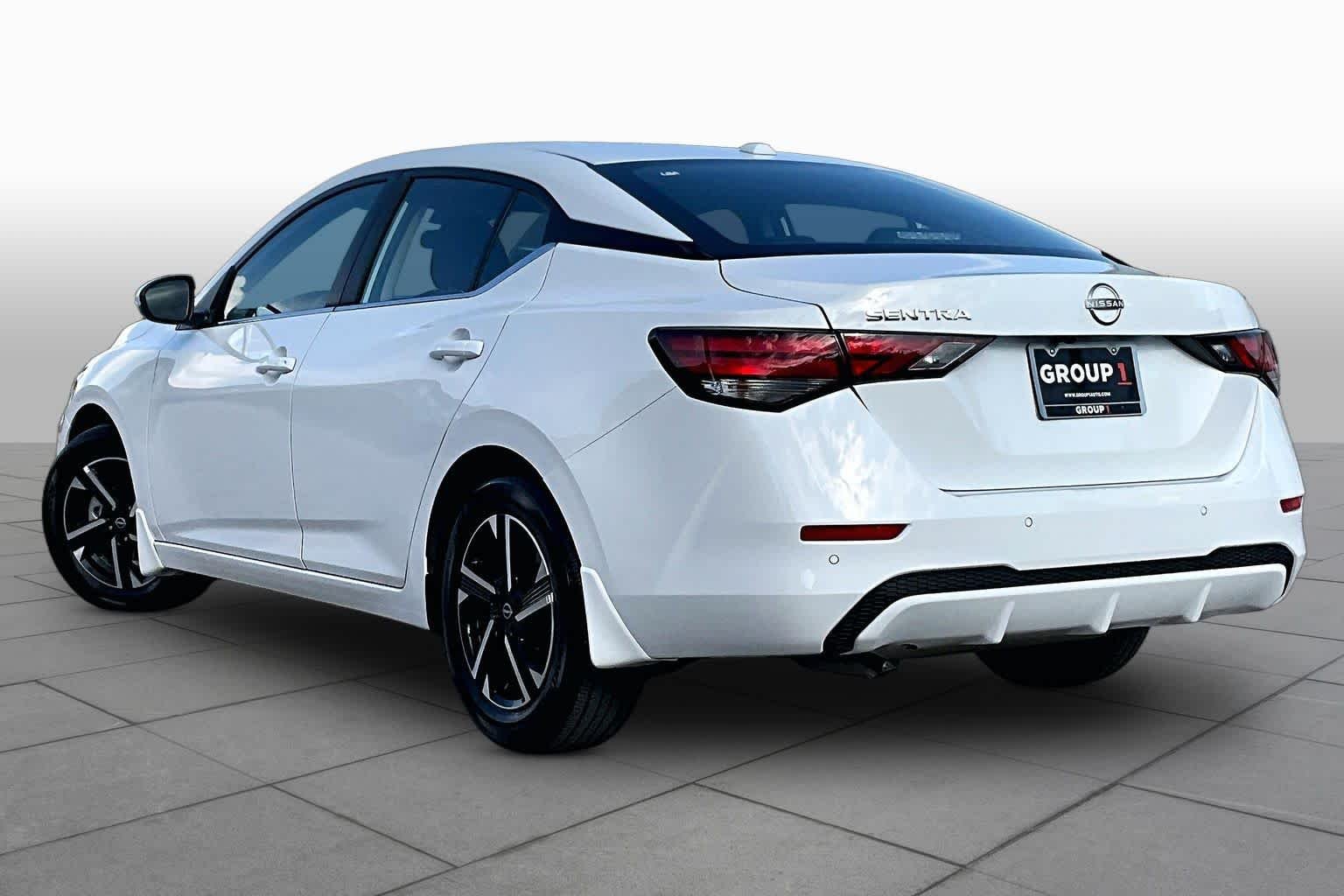 Certified Used 2025 Fresh Powder Nissan SV image 12