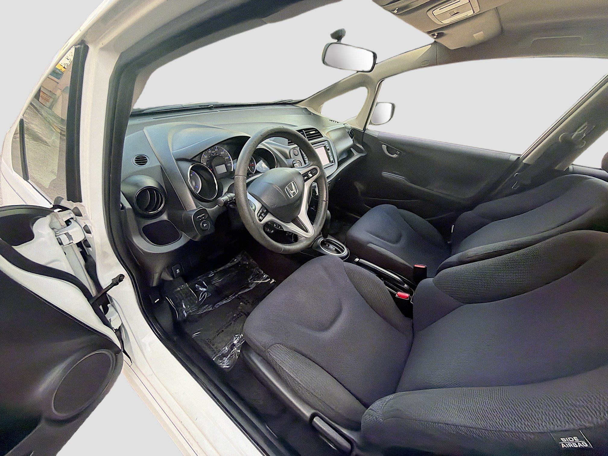 Used 2012 Taffeta White Honda Sport image 9
