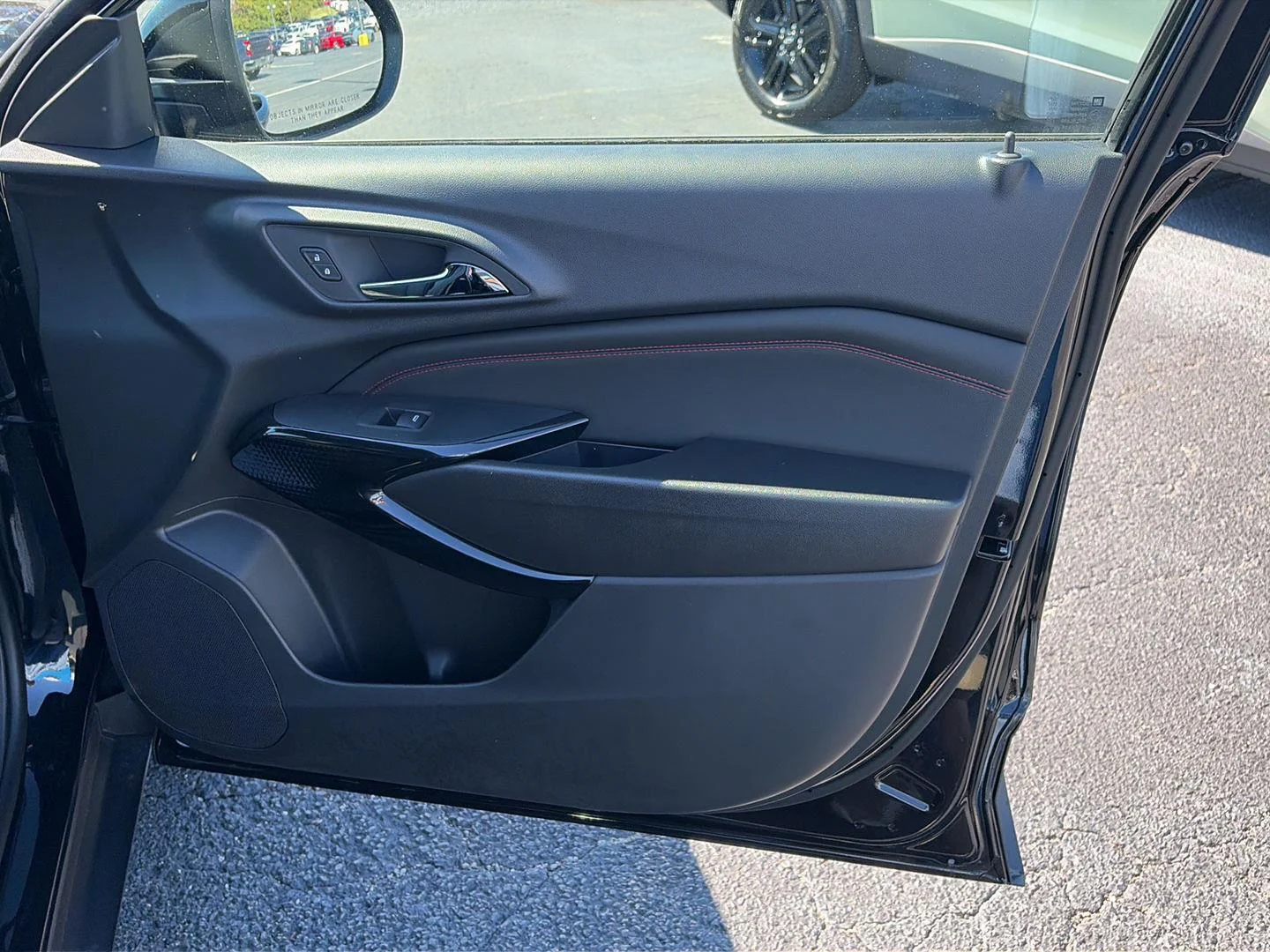 New 2026 Mosaic Black Metallic Chevrolet 2RS image 17