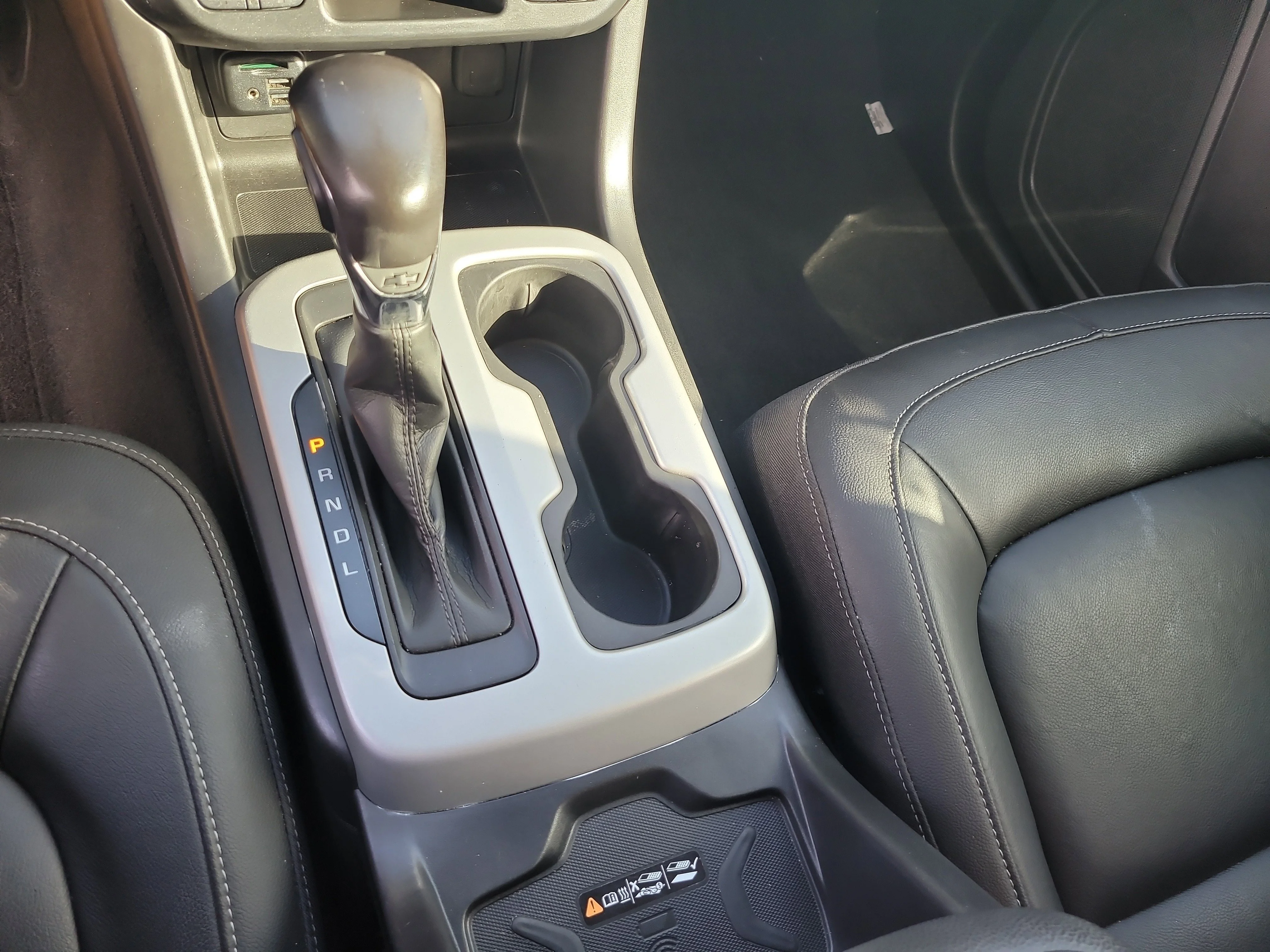 Used 2022 Summit White Chevrolet 4WD ZR2 image 26
