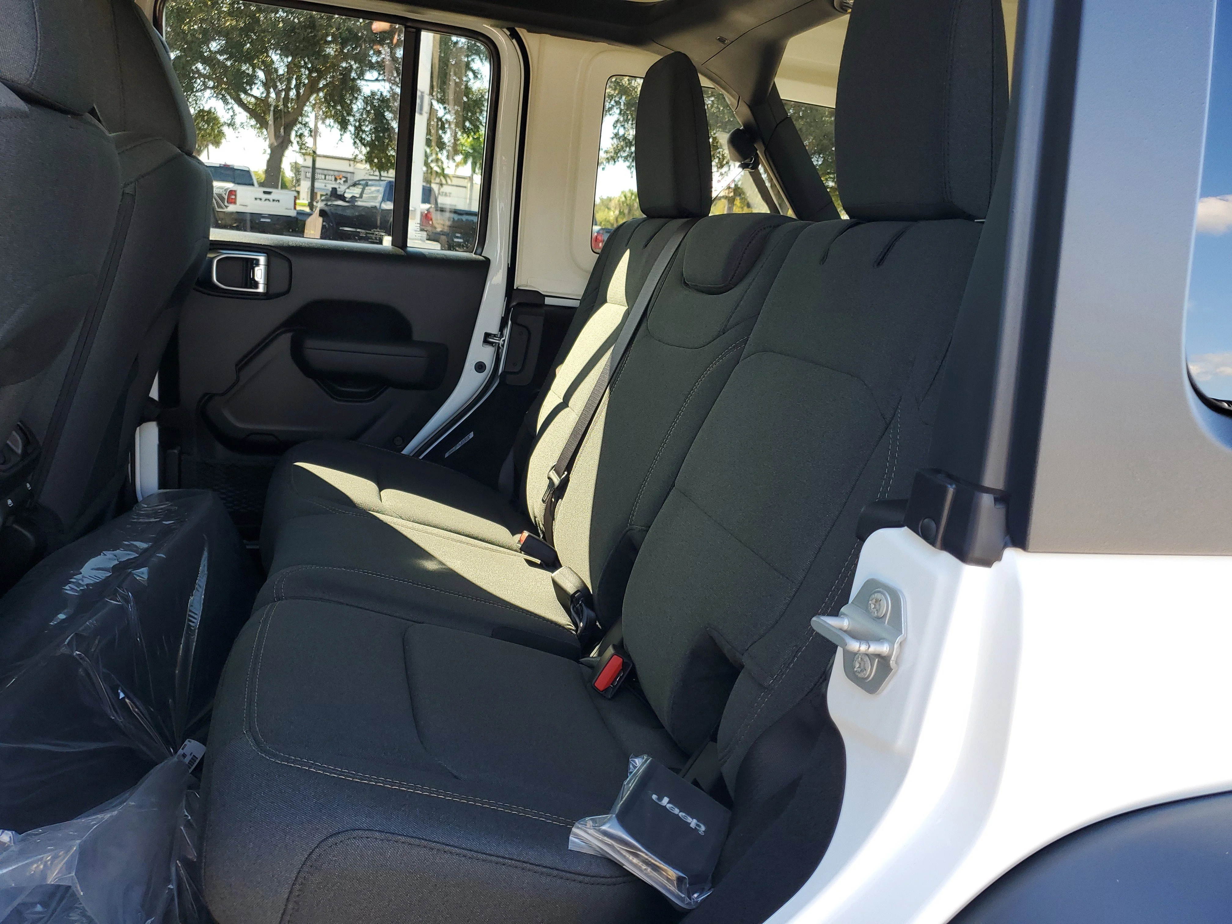 New 2026  Jeep Sport S image 9