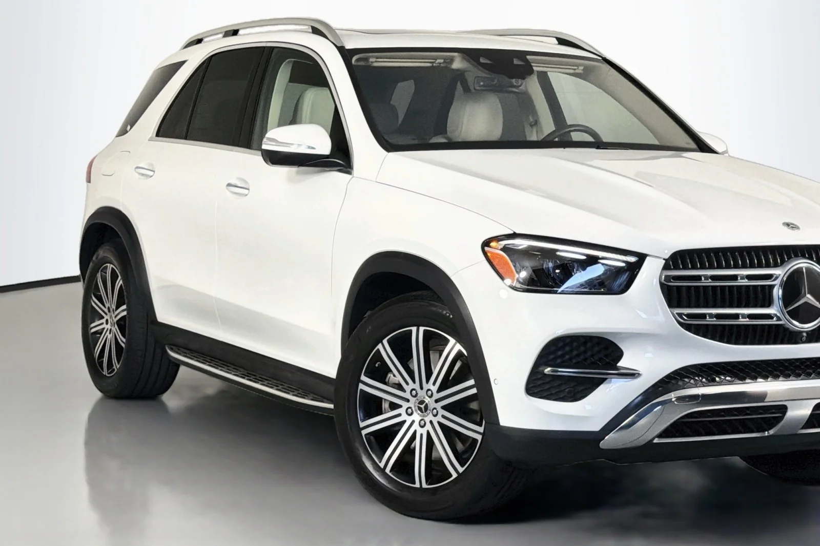 Certified Used 2024 Polar White Mercedes-Benz 450e image 14