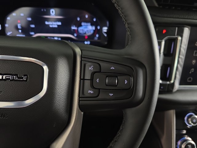 Used 2024 Onyx Black GMC Denali image 16