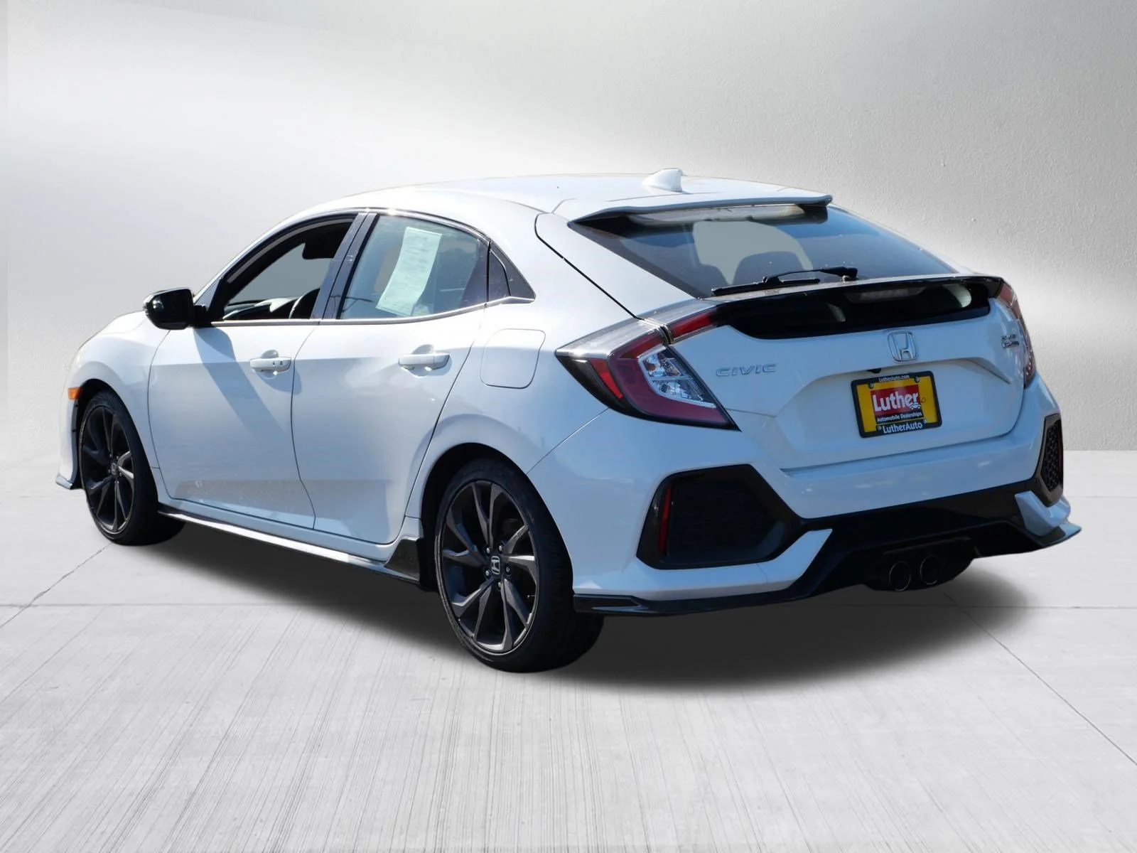 Used 2018 White Orchid Pearl Honda Sport Touring image 5