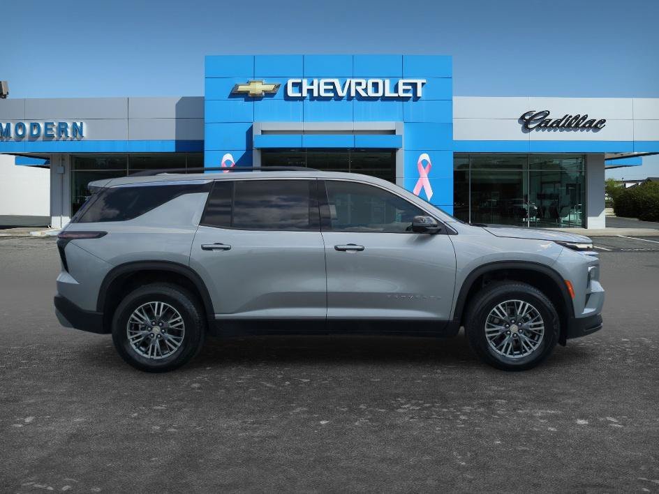 Used 2025 Sterling Gray Metallic Chevrolet FWD LT image 6