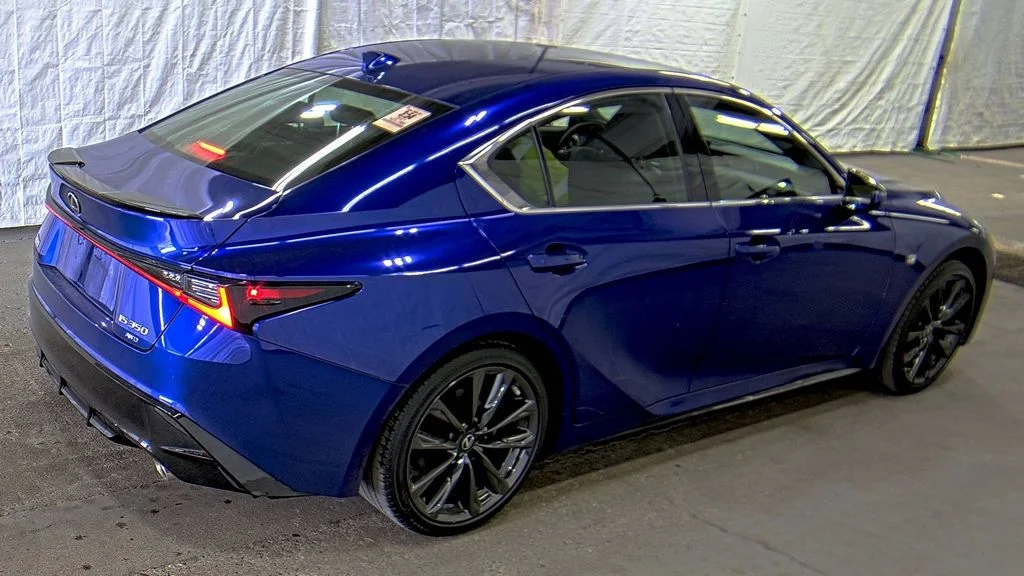 2021 Lexus IS 350 F SPORT - Photo 4