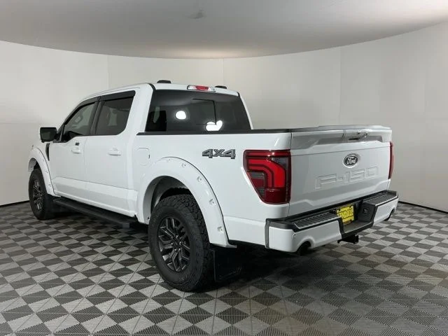 Used 2025 Oxford White Ford Lariat image 6