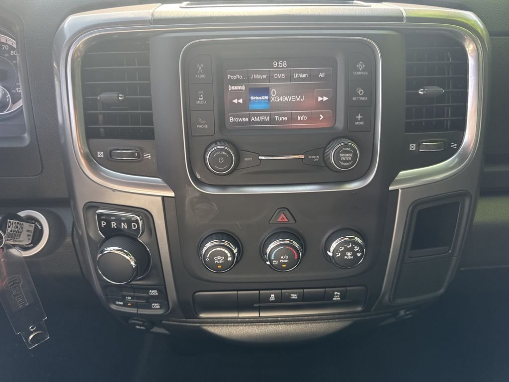 Used 2024 White Ram Warlock image 28
