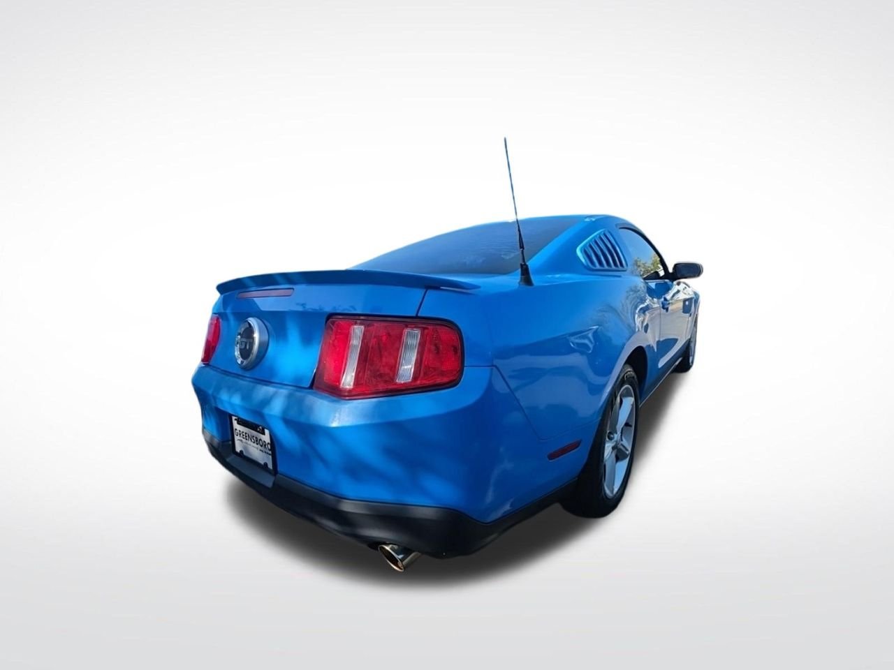 Used 2010  Ford GT Premium image 7