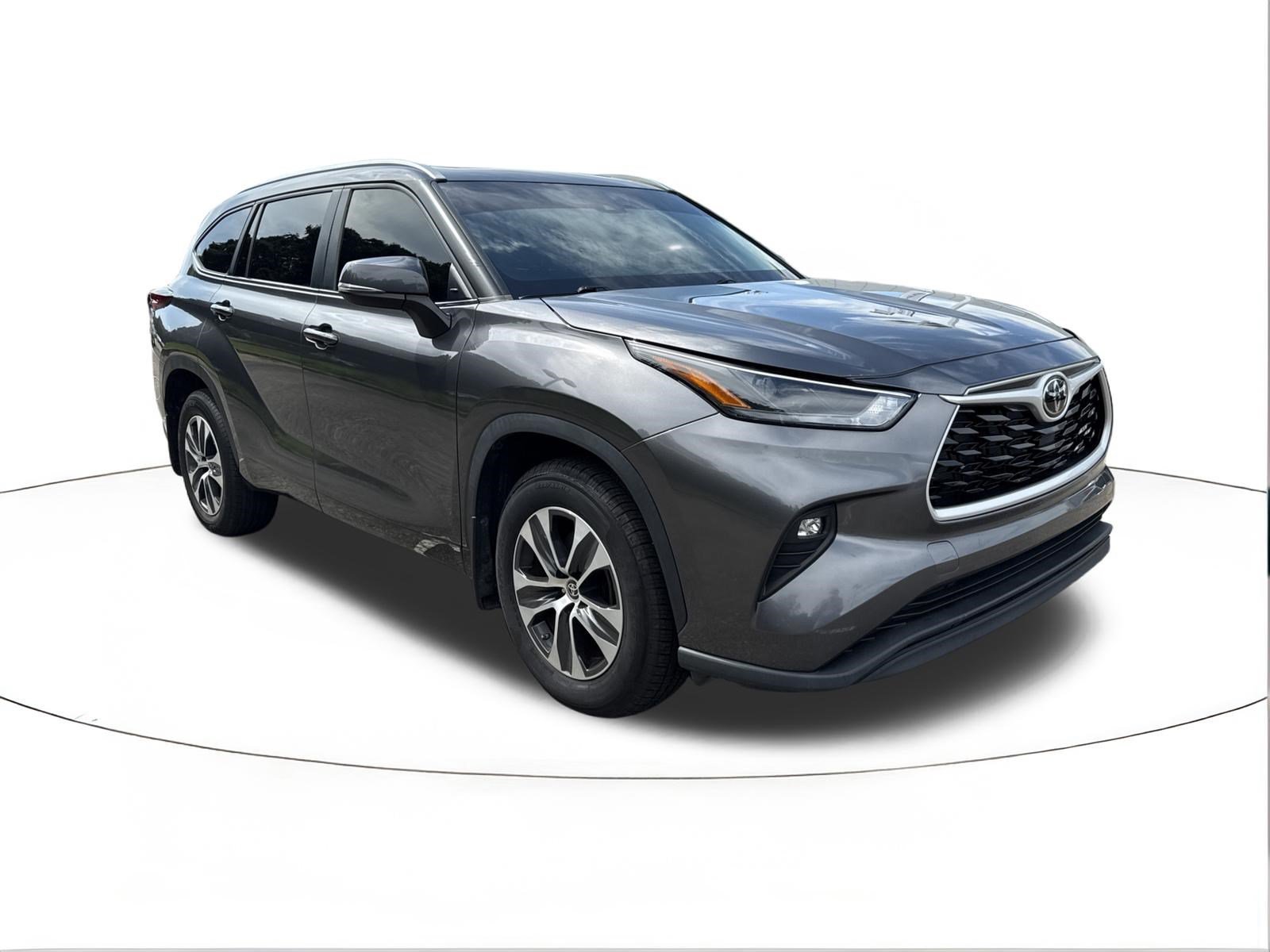 Used 2024 Magnetic Gray Metallic Toyota XLE image 1