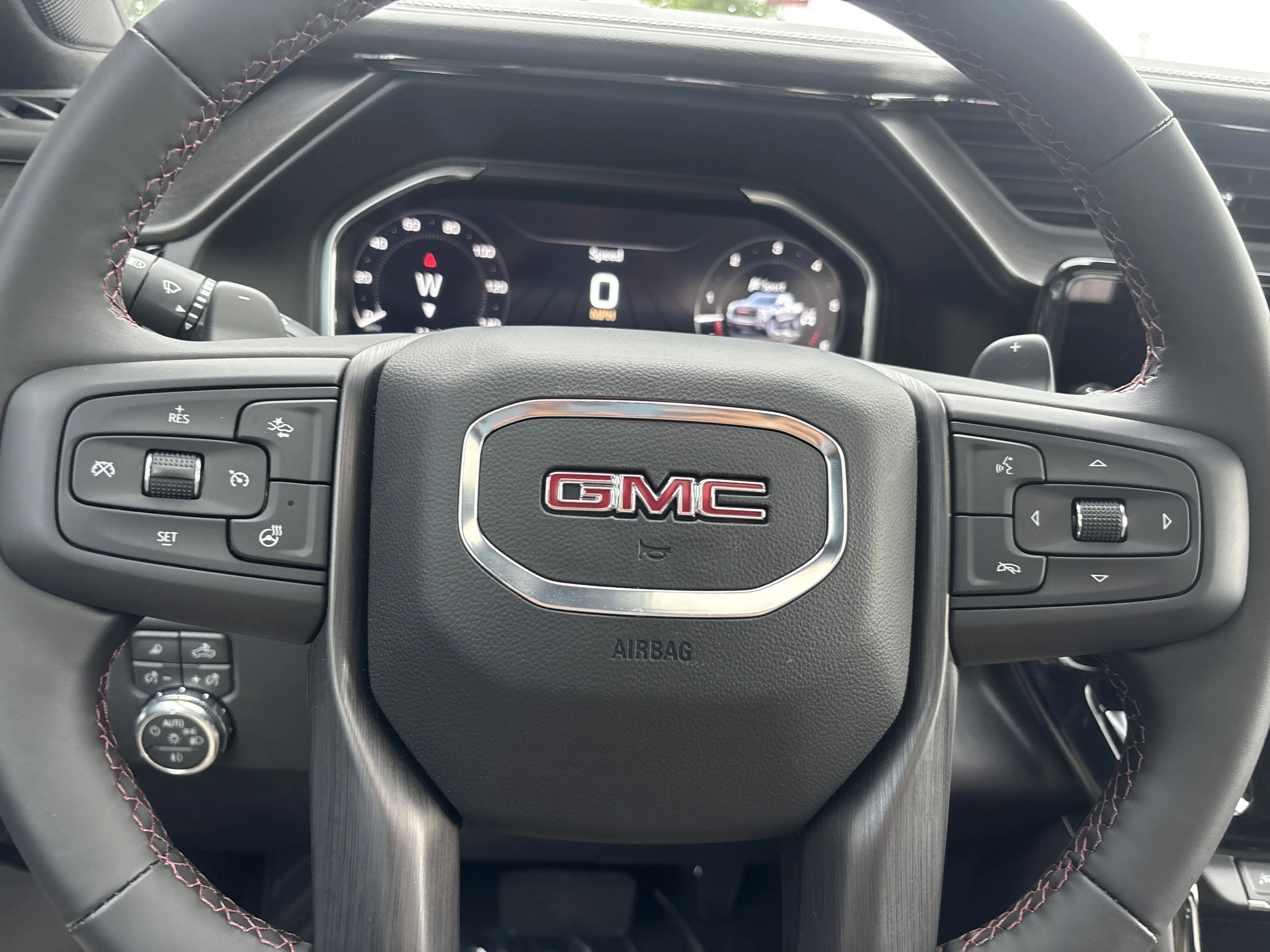 2026 GMC Sierra 1500 AT4X - Photo 31