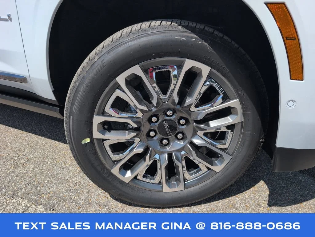 New 2026 Glacier White Tricoat GMC Denali Ultimate image 11