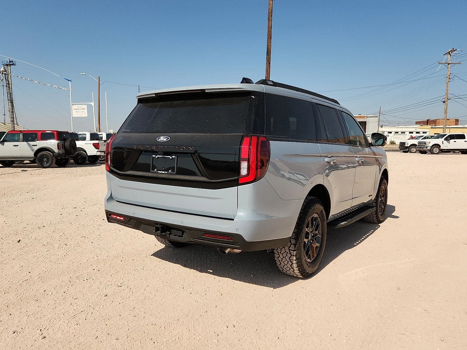 New 2027 Glacier Gray Metallic Tri-Coat Ford Tremor image 7