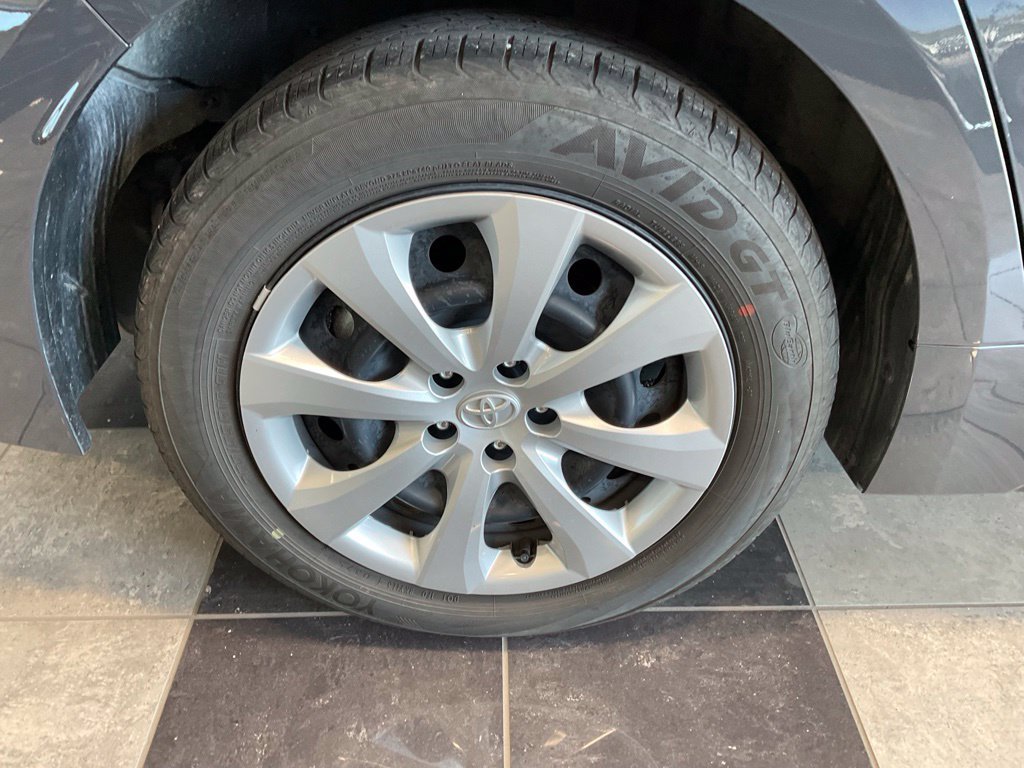Certified Used 2025  Toyota LE image 7
