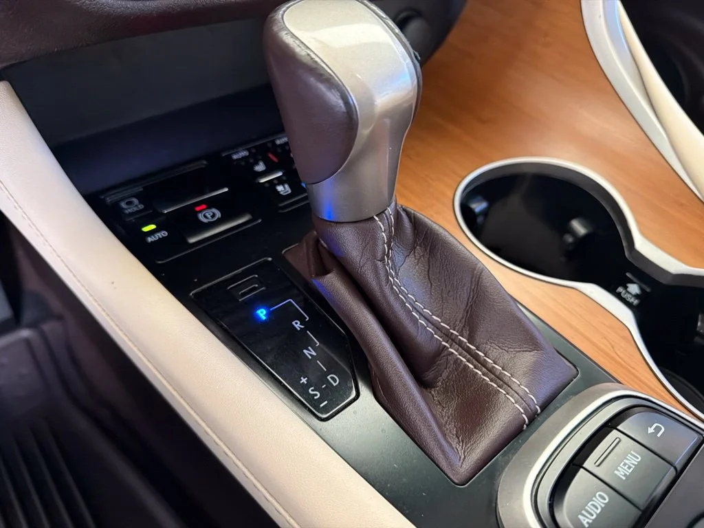 Used 2018 Red Lexus 350 image 9