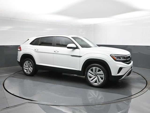 Used 2021 White Volkswagen 2.0T SE w/Technology image 15