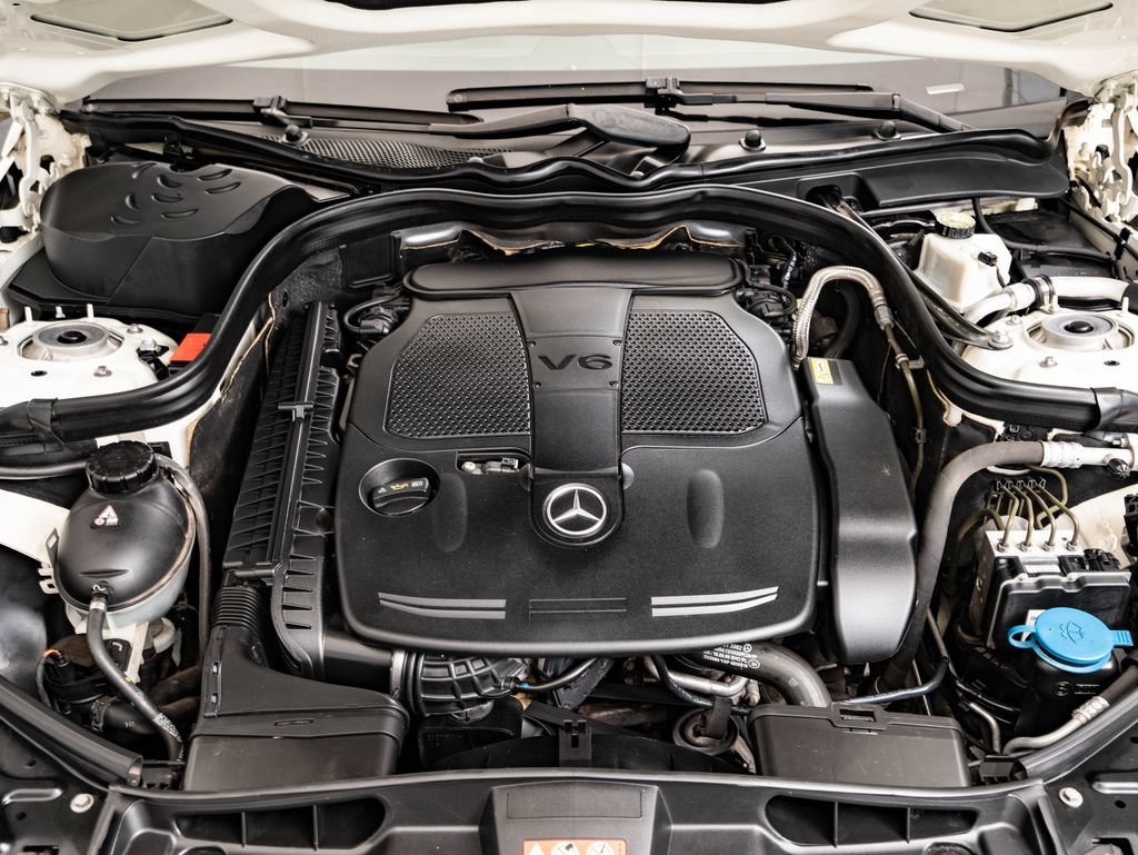 Used 2012 White Mercedes-Benz E 350 Luxury image 52