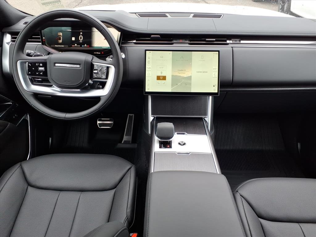 New 2026 Ostuni Pearl White Land Rover SE image 4