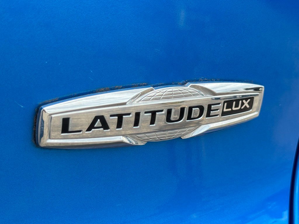 Used 2022 Blue Jeep Latitude Lux image 33