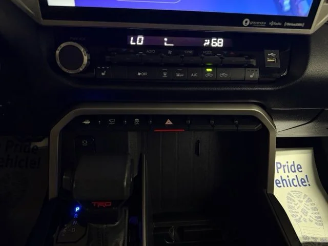 Used 2023 White Toyota SR5 image 17