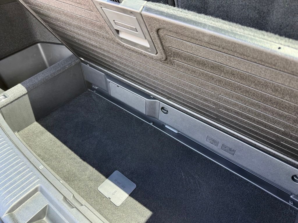 Used 2026 Majestic Black Pearl Acura Base image 19