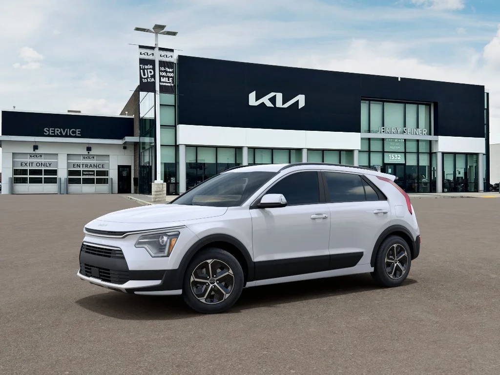 New 2026 Snow White Pearl Kia EX image 3