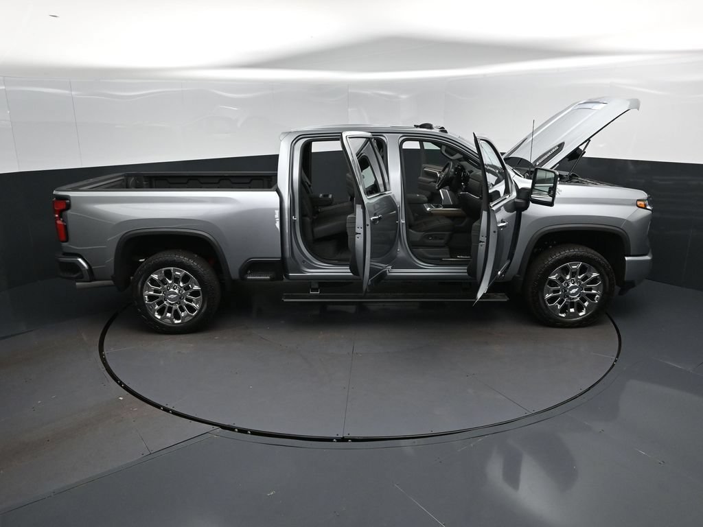 New 2026 Sterling Gray Metallic Chevrolet High Country image 51
