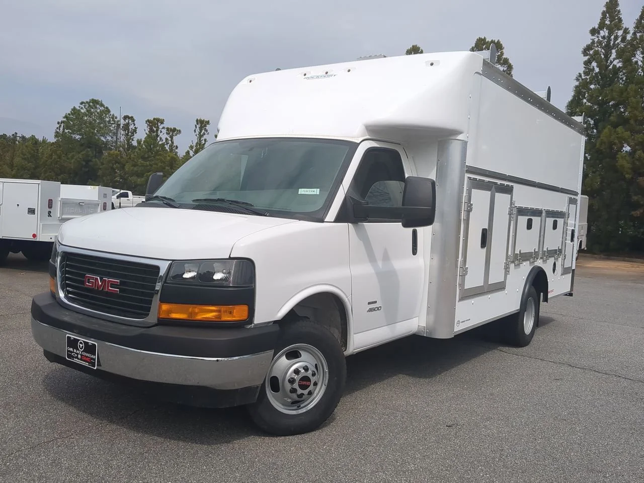 2025 GMC Savana 4500 159" WB's photo
