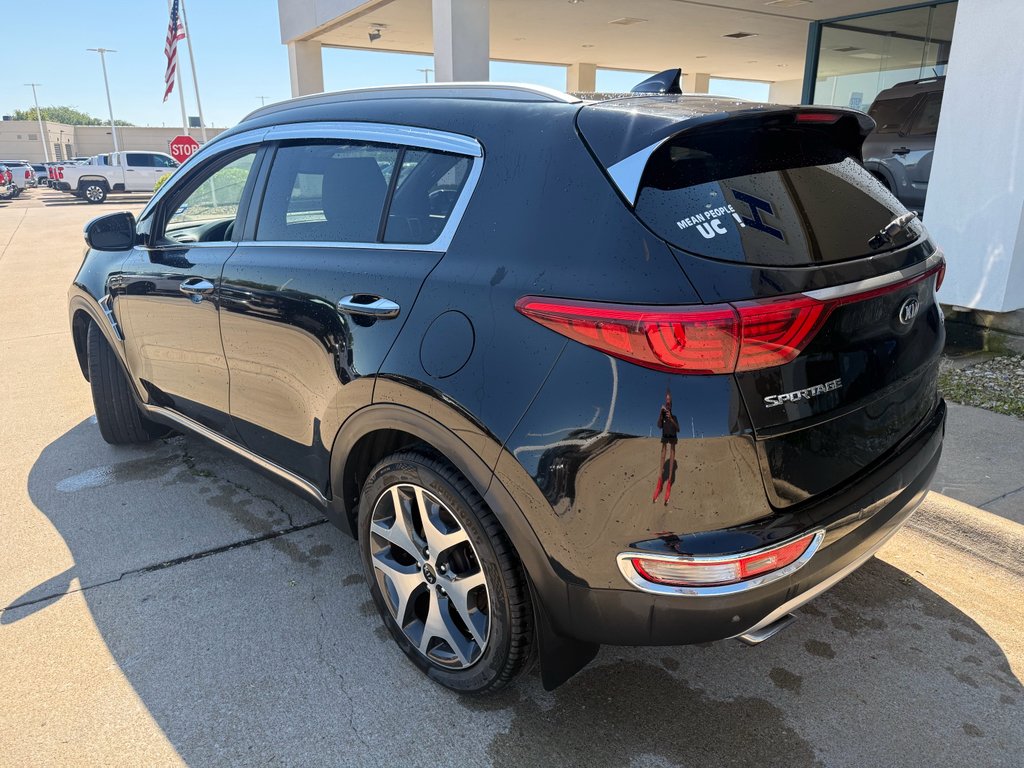 Used 2017 Black Cherry Kia SX image 11