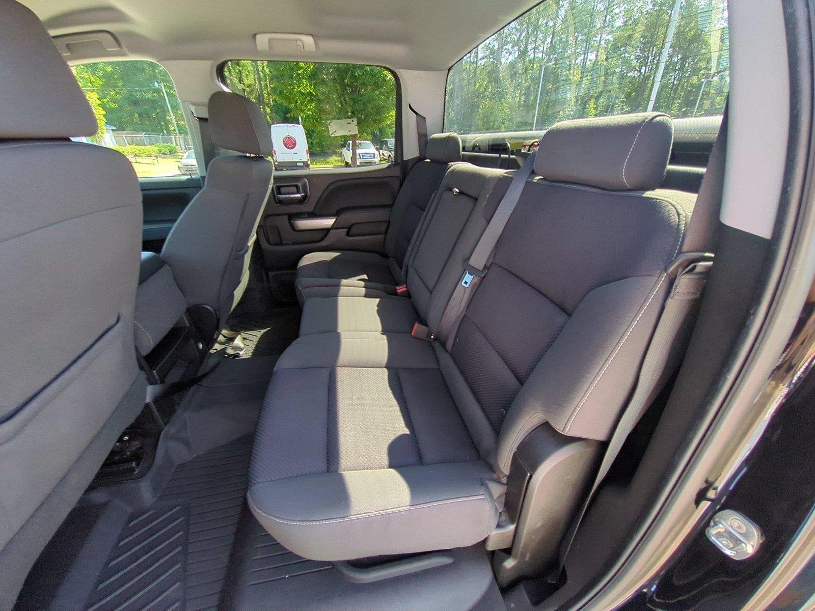 Used 2018 Black Chevrolet LT image 30