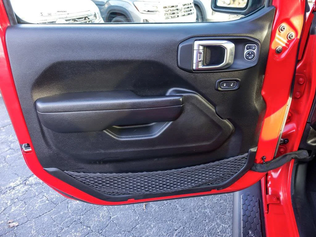 Used 2022 Firecracker Red Clearcoat Jeep Unlimited Sport S image 22