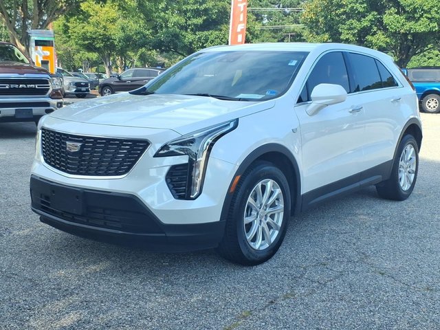 2023 Cadillac XT4 AWD Luxury