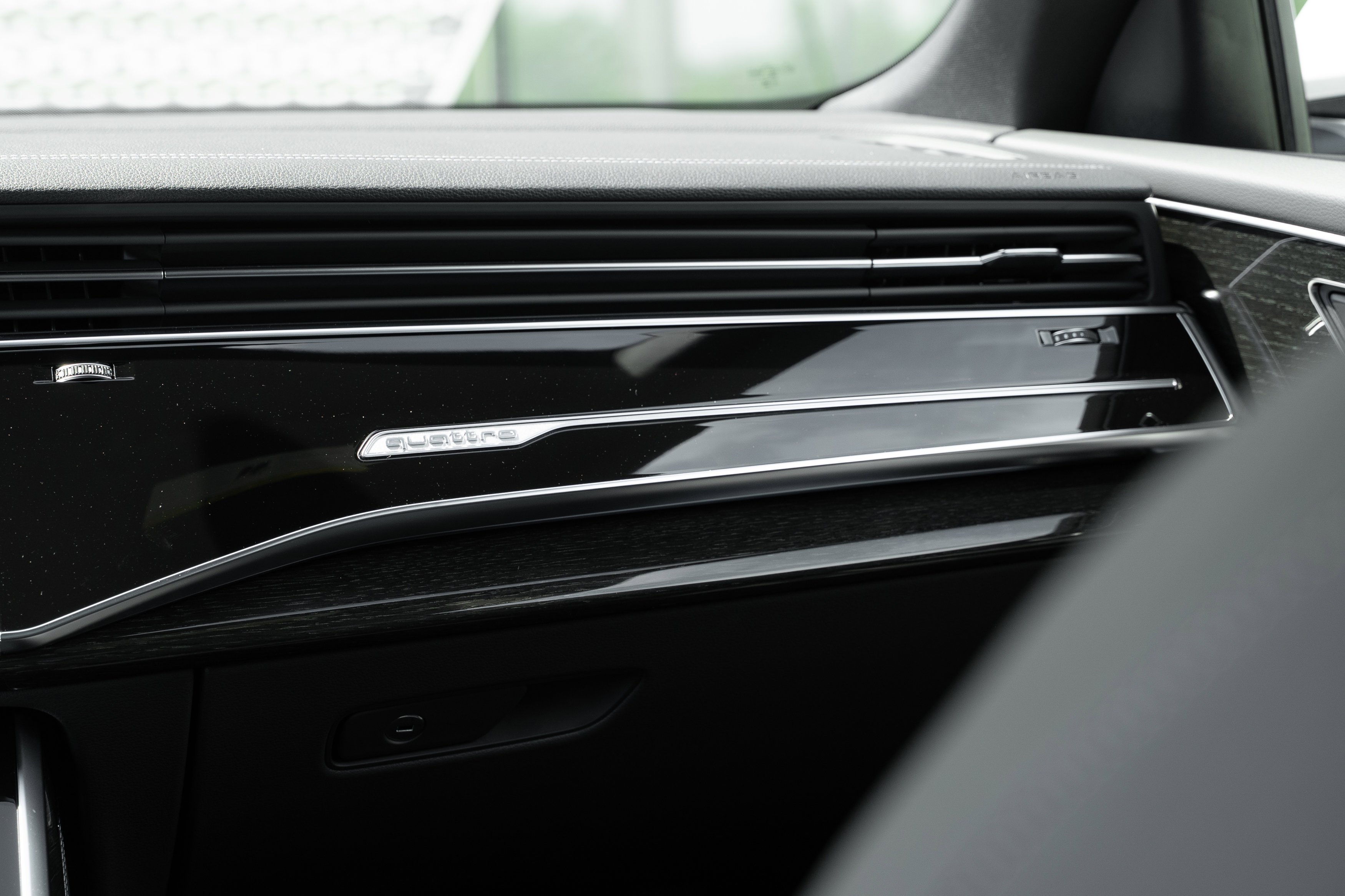 2026 Audi Q8 Premium Plus - Photo 15