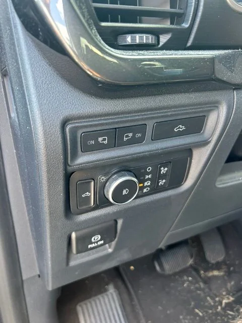 Used 2021 Silver Ford XLT image 17