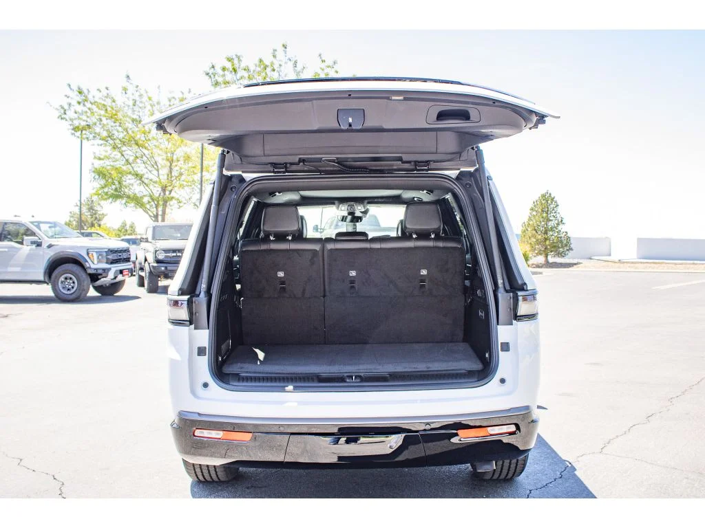 New 2026 Bright White Clearcoat Jeep Limited Altitude image 11