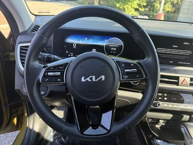 Certified Used 2024 Green Kia S image 14