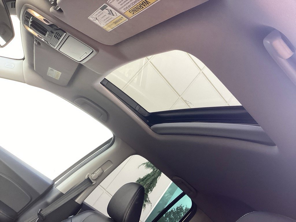 Used 2019 White Honda RTL-E image 5
