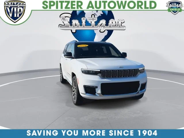 Used 2024 White Jeep Summit image 3