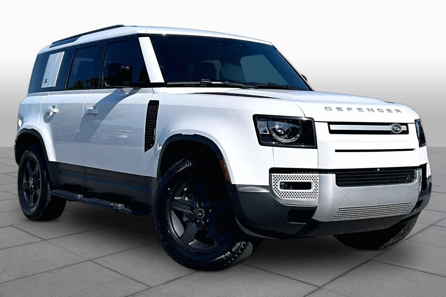 Used 2023 Fuji White Land Rover S image 2