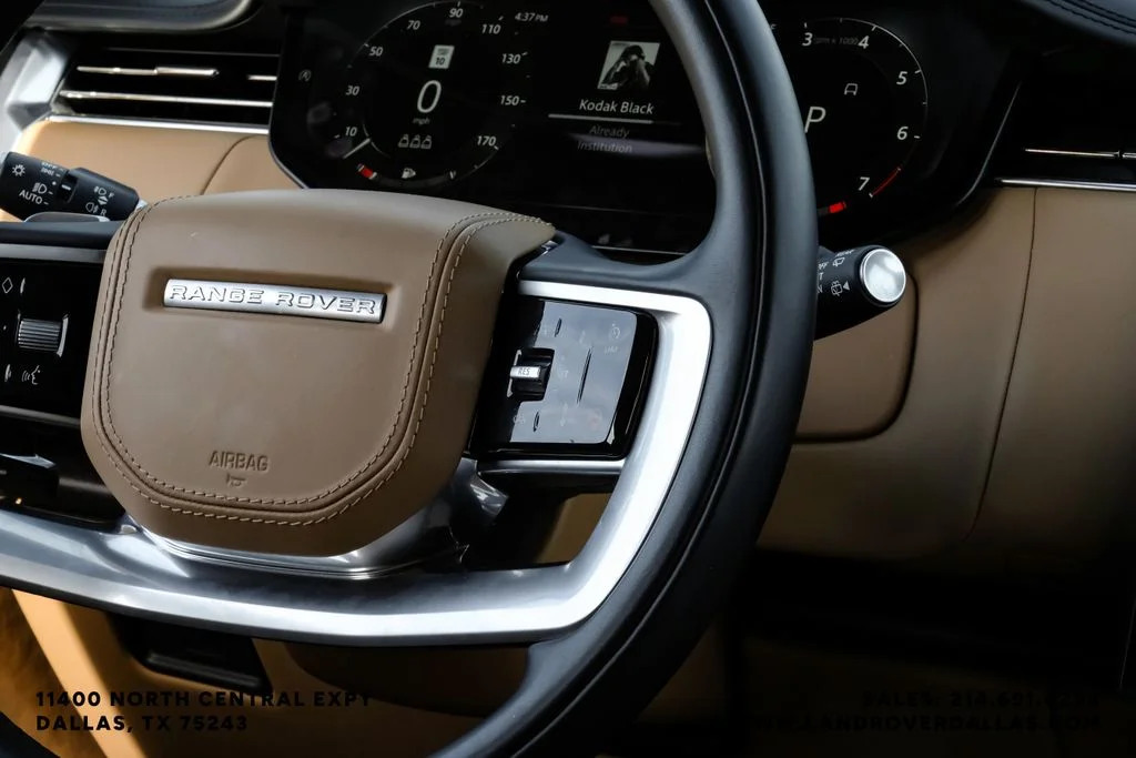 Used 2023 Black Land Rover SE image 18