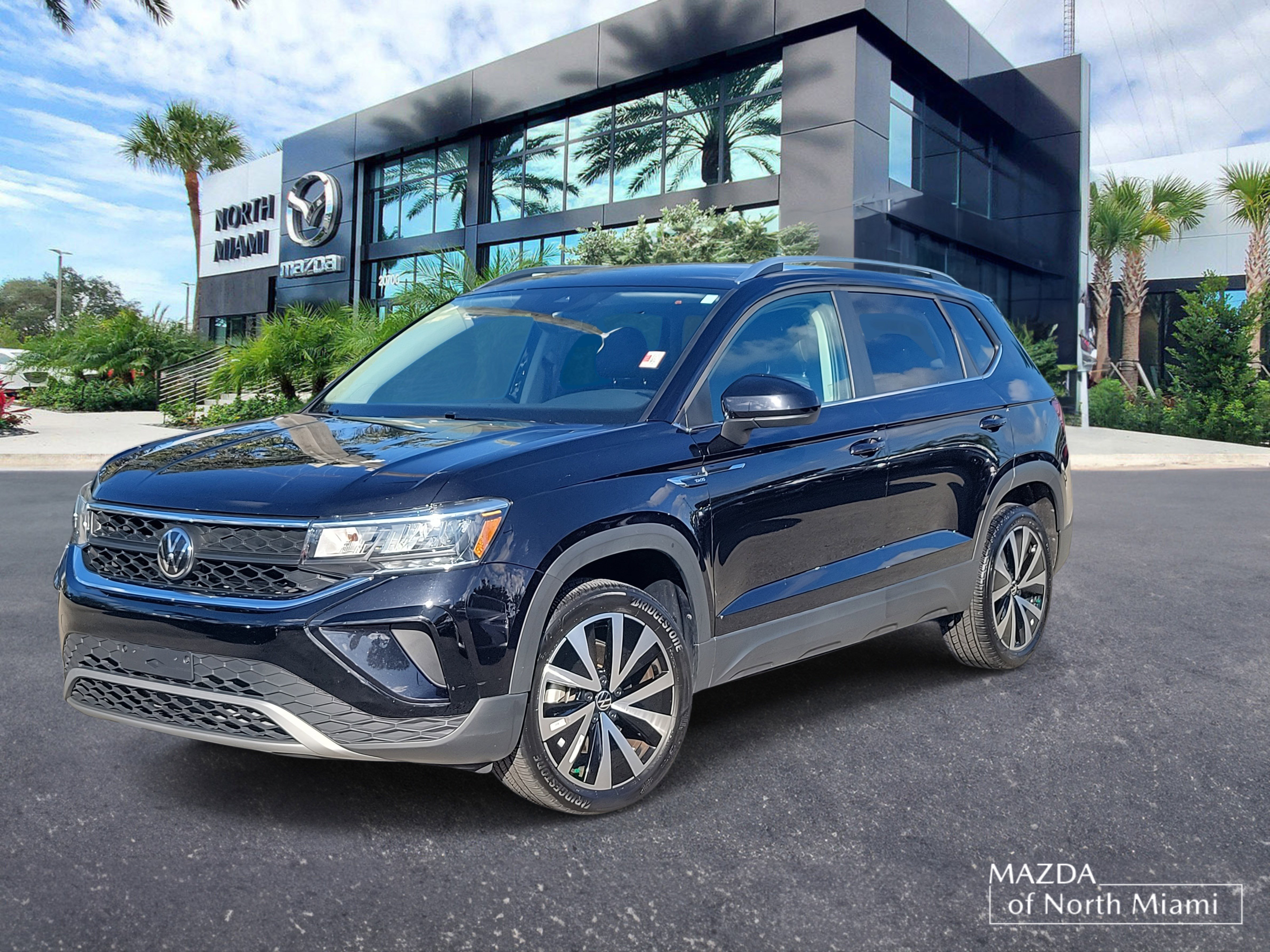 2024 Volkswagen Taos SE