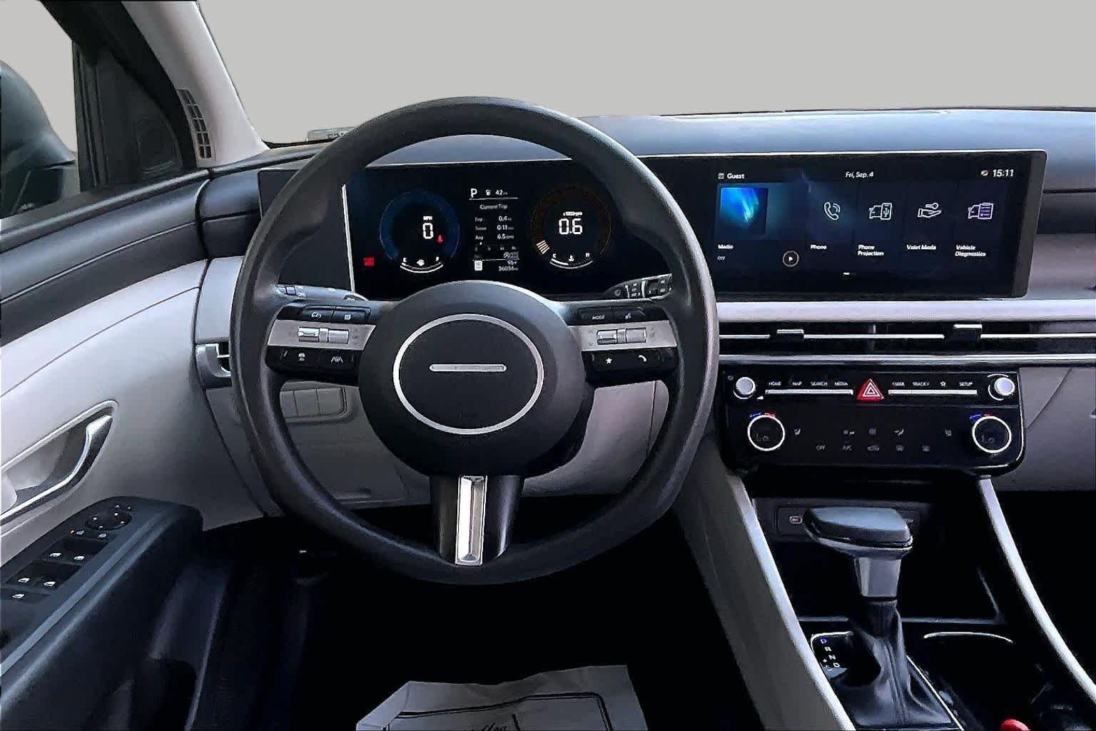 Used 2025 Atlantis Blue Hyundai SEL image 6